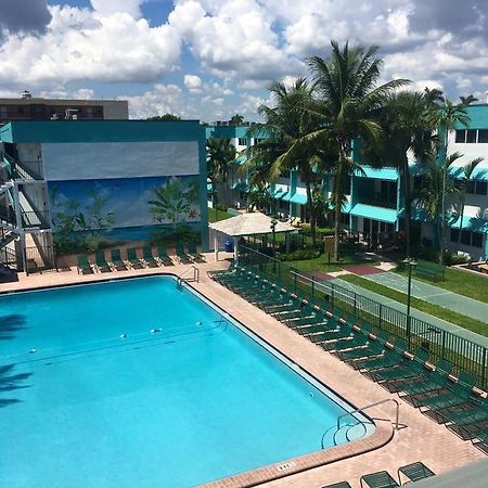 Surf Rider Resort 帕诺滩 外观 照片